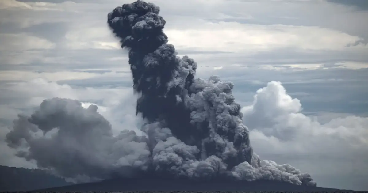 27 still missing after Indonesia volcanic eruption kills 15